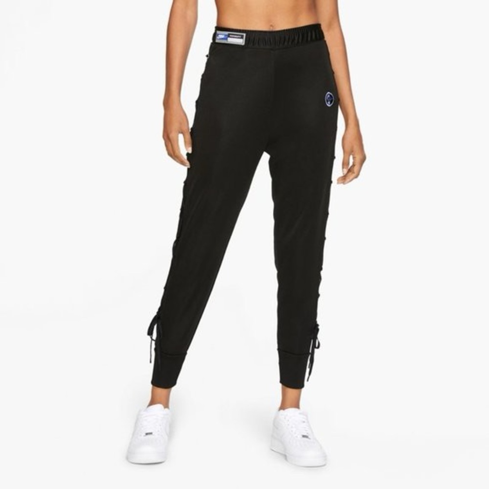 Nike women’s sisterhood lace up sides Jogger track pants 💜